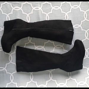Candies Caxandria Black Suede Wedged Boots